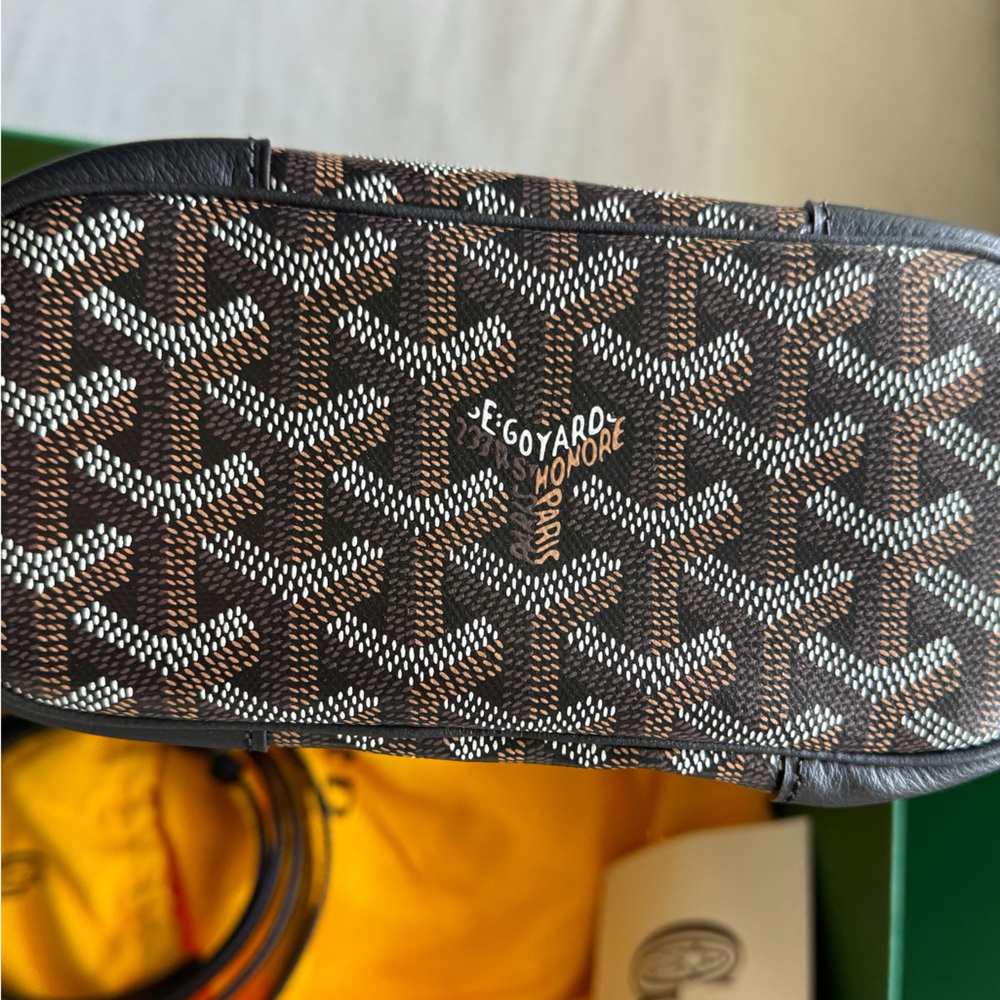 NEW🖤GOYARD🖤Mini Beluga Crossbody Top Handle Bag - Picture 9 of 12
